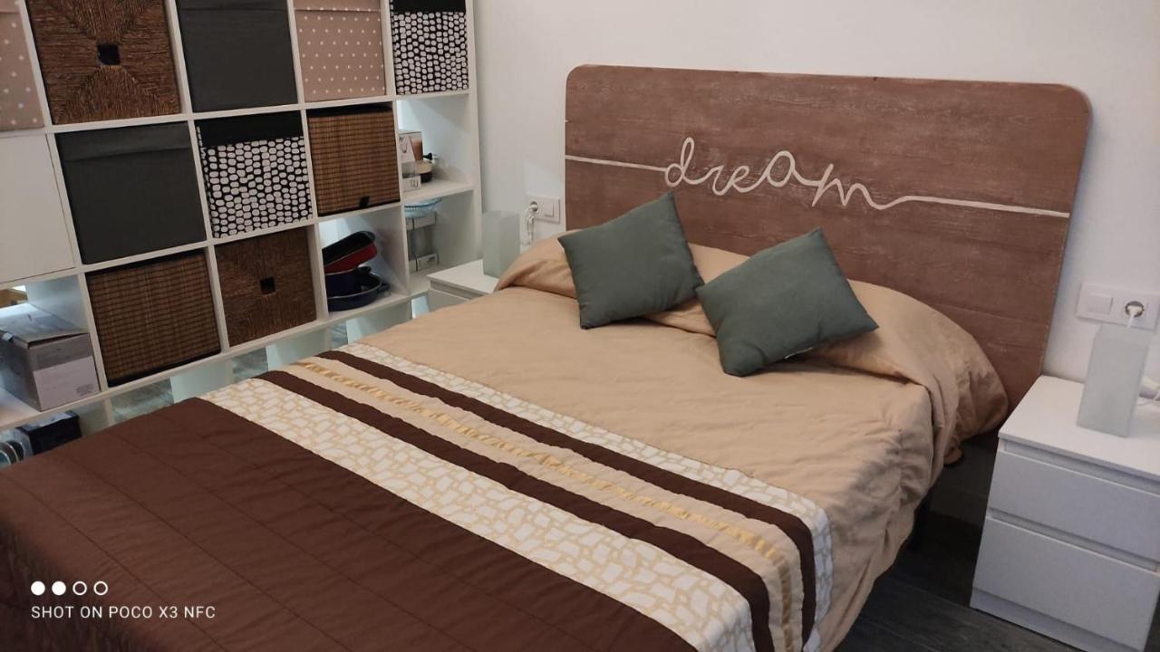 Apartmentsuitespain Playa - Universidades * Walencja